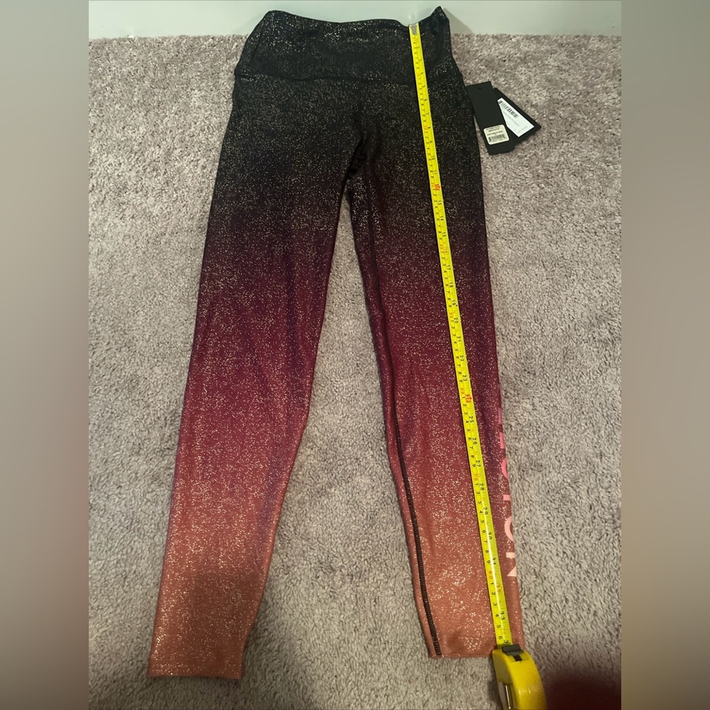 Peloton Sunrise Fade leggings - NWT - size medium
